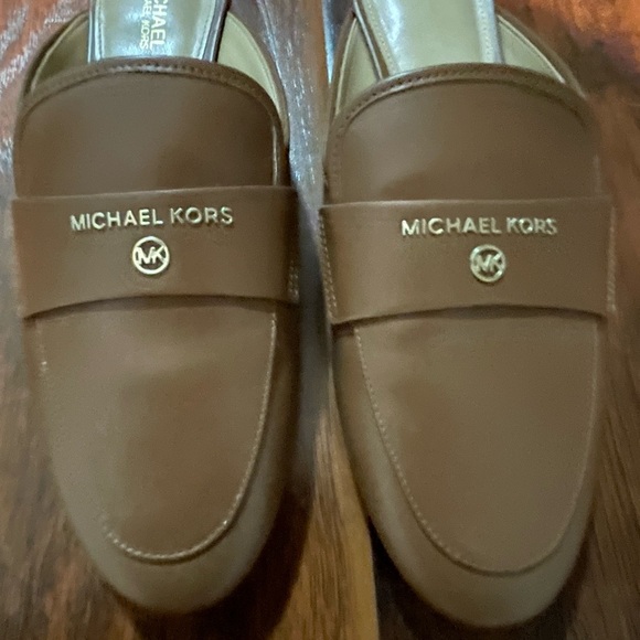 Michael Kors shoes - Picture 3 of 3